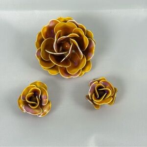 Vintage 60s Yellow Orange Flower Enamel Metal Brooch Pin Clip on Earrings Set